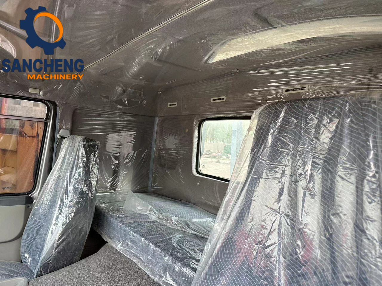 Tractor unit Sinotruk HOWO 380hp: picture 7