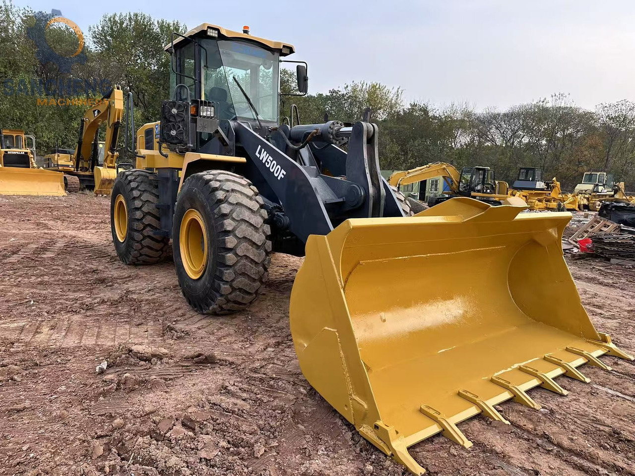 XCMG LW500F - Wheel loader: picture 2 XCMG LW500F - Wheel loader: picture 2