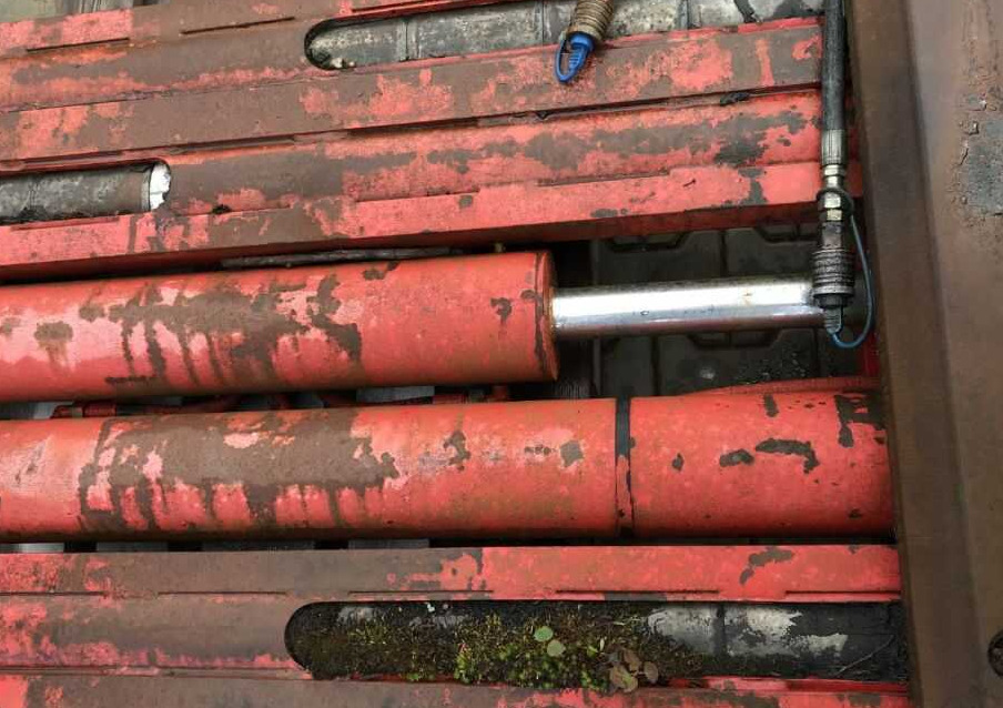 Auramo P-800LE - Clamp for Forklift: picture 2 Auramo P-800LE - Clamp for Forklift: picture 2