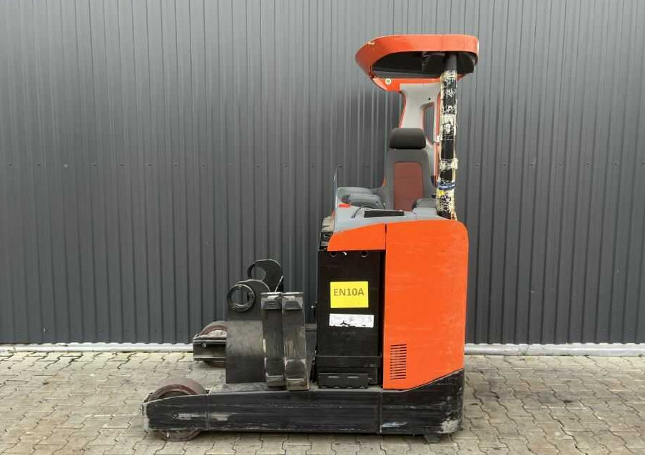 BT RRE180 - Reach truck: picture 2 BT RRE180 - Reach truck: picture 2
