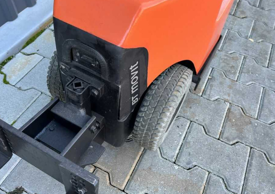 BT TWE150 - Tow tractor: picture 5 BT TWE150 - Tow tractor: picture 5