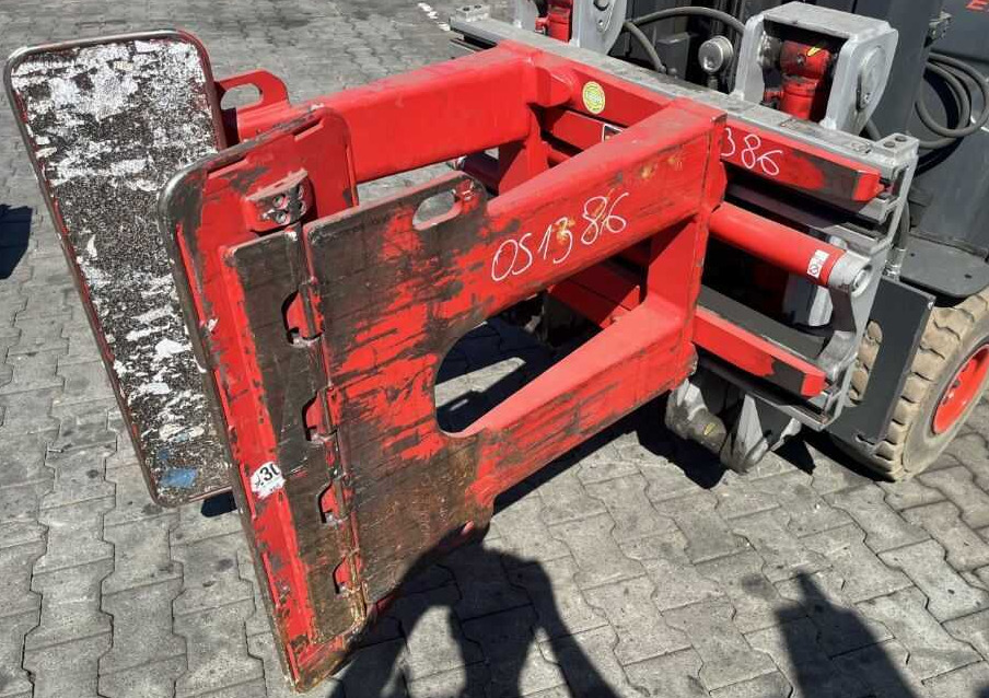 Durwen RKKP25 - Clamp for Forklift: picture 3 Durwen RKKP25 - Clamp for Forklift: picture 3