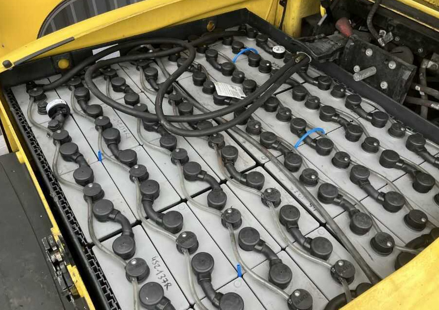 Electric forklift Hyster J2.5XN: picture 8