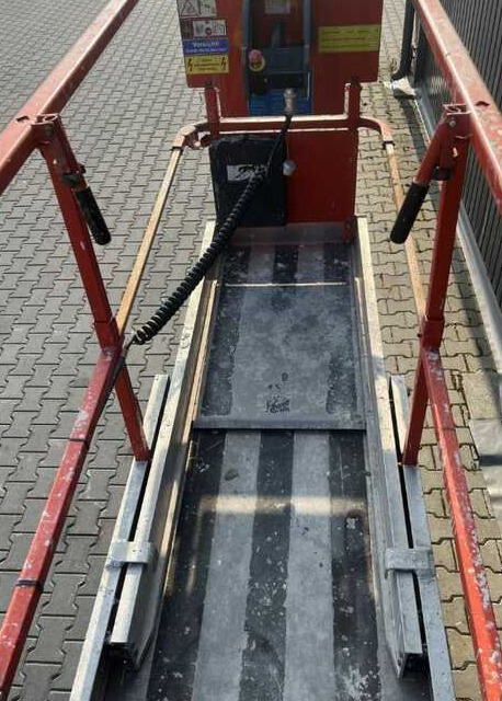 Scissor lift JLG 2630ES: picture 10