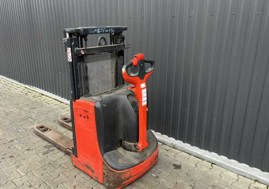 Linde D08 - Stacker: picture 3 Linde D08 - Stacker: picture 3
