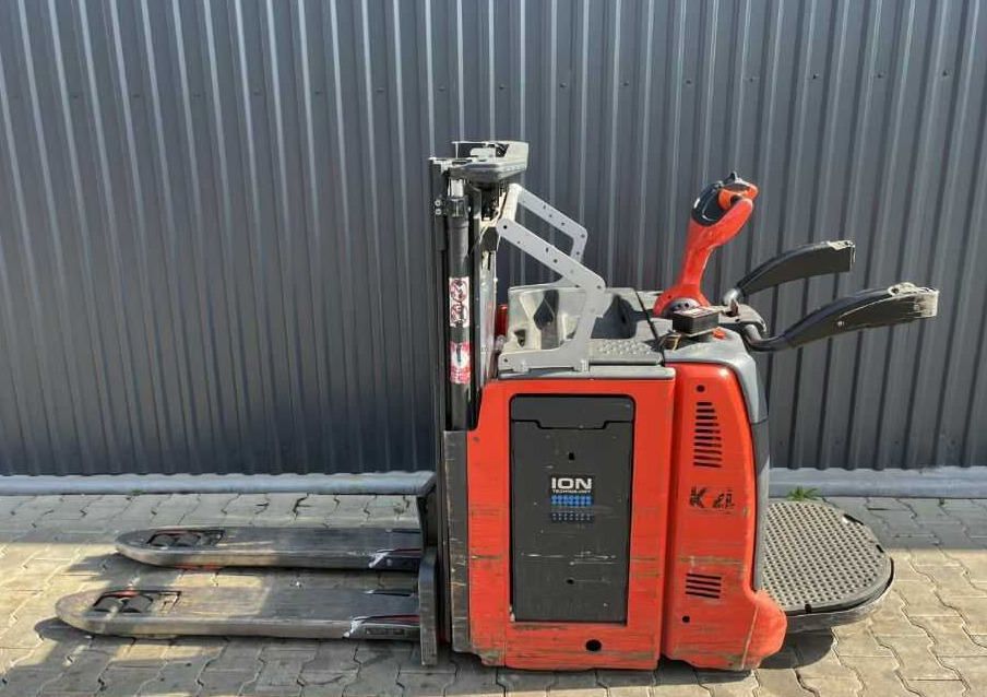 Linde D12HPAP - Stacker: picture 2 Linde D12HPAP - Stacker: picture 2