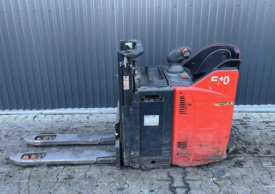 Linde D12HPSP - Stacker: picture 2 Linde D12HPSP - Stacker: picture 2