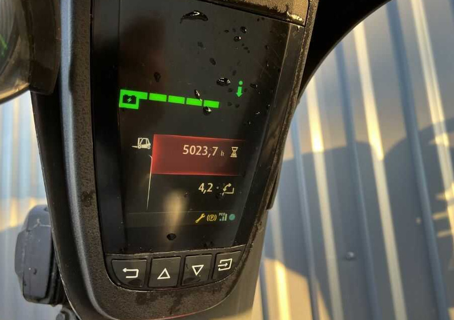 Linde E16-02 - Electric forklift: picture 5 Linde E16-02 - Electric forklift: picture 5