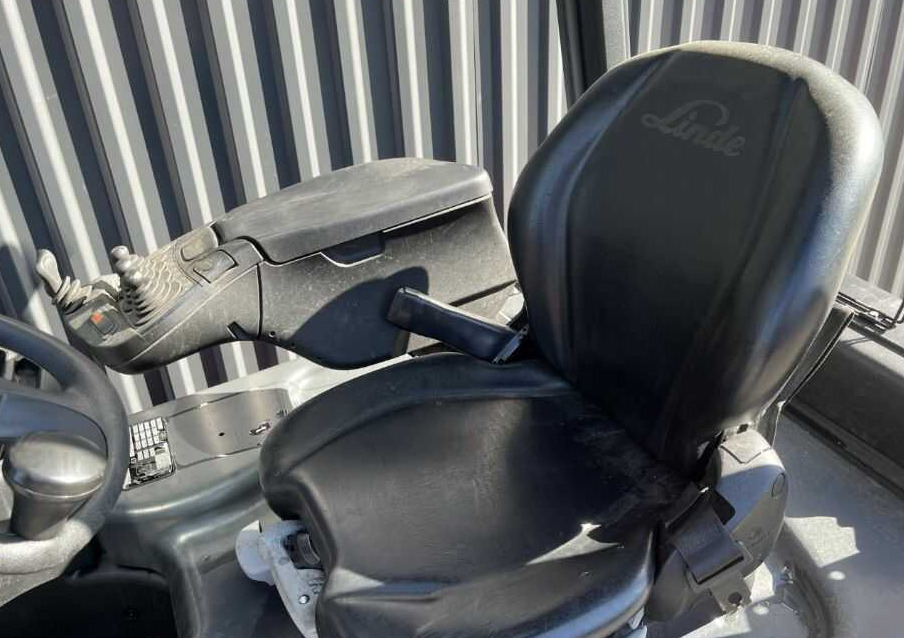 Electric forklift Linde E16P-02: picture 9
