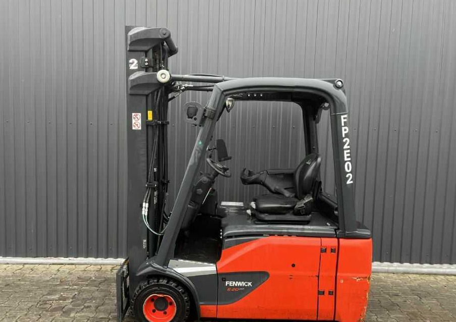 Linde E20L-02 - Electric forklift: picture 2 Linde E20L-02 - Electric forklift: picture 2