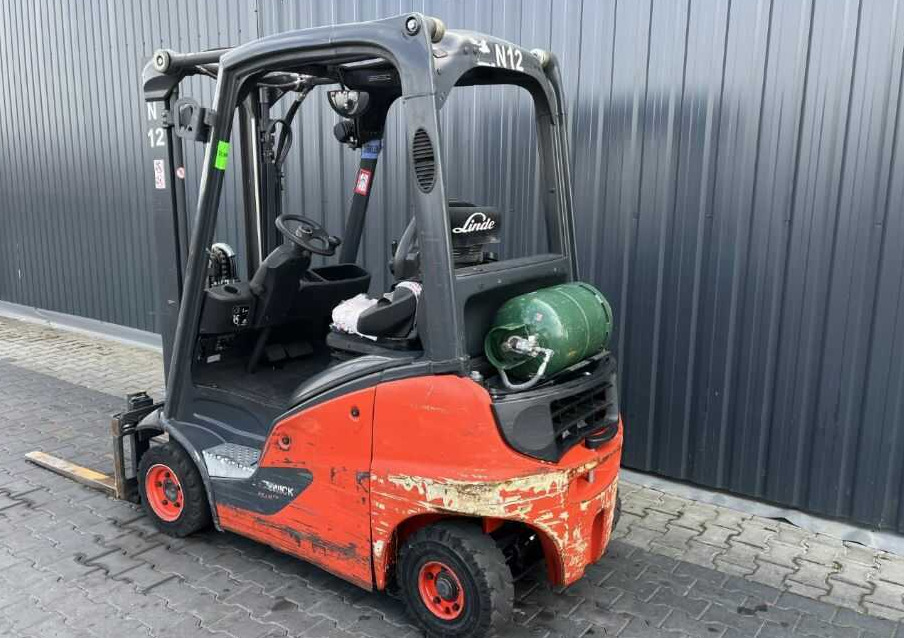 Linde H14T-01 - LPG forklift: picture 3 Linde H14T-01 - LPG forklift: picture 3
