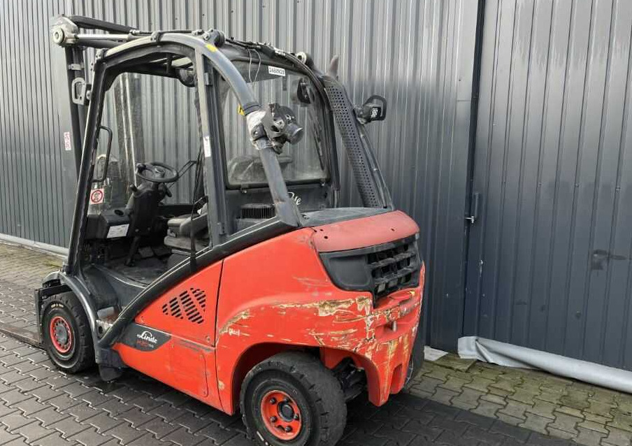 Linde H20D-02/600 - Diesel forklift: picture 3 Linde H20D-02/600 - Diesel forklift: picture 3
