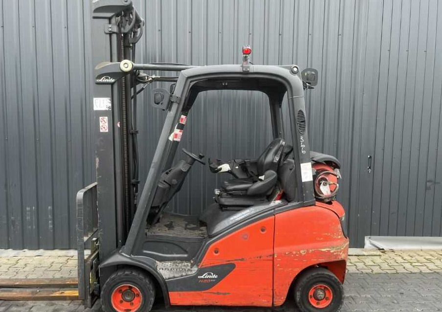 Linde H20T-01 - LPG forklift: picture 2 Linde H20T-01 - LPG forklift: picture 2