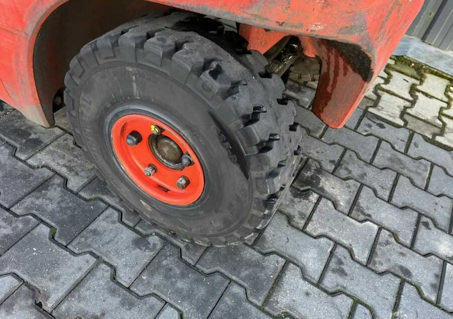 Linde H25D-02 - Diesel forklift: picture 4 Linde H25D-02 - Diesel forklift: picture 4