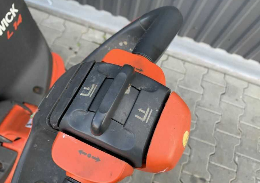 Stacker Linde L14: picture 8 Stacker Linde L14: picture 8