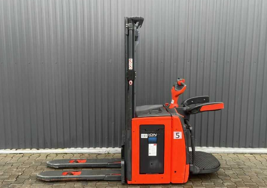 Linde L14AP - Stacker: picture 2 Linde L14AP - Stacker: picture 2