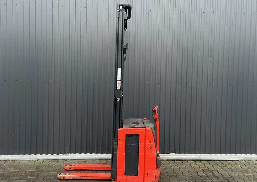 Linde L16 - Stacker: picture 2 Linde L16 - Stacker: picture 2