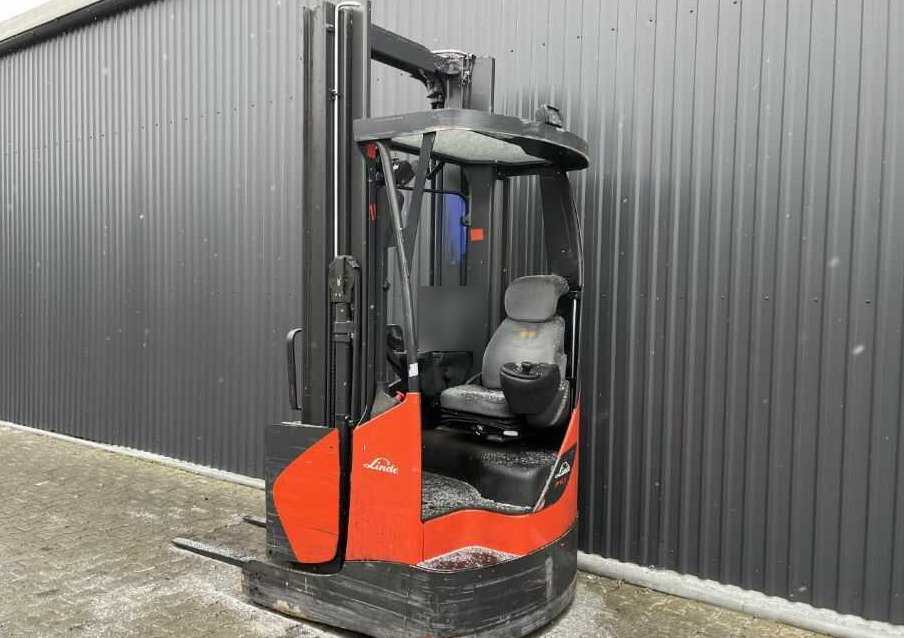 Linde R14X-03 - Reach truck: picture 3 Linde R14X-03 - Reach truck: picture 3