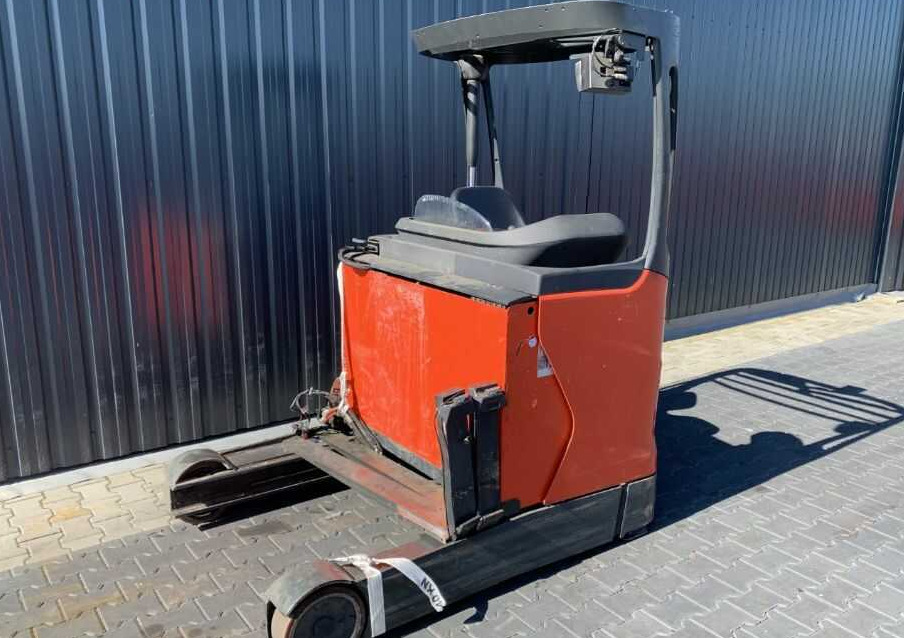 Linde R16HD-01 - Reach truck: picture 2 Linde R16HD-01 - Reach truck: picture 2