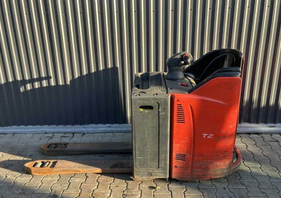Linde T24SP - Pallet truck: picture 2 Linde T24SP - Pallet truck: picture 2