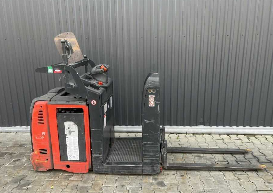Linde V08-02 - Order picker: picture 2 Linde V08-02 - Order picker: picture 2