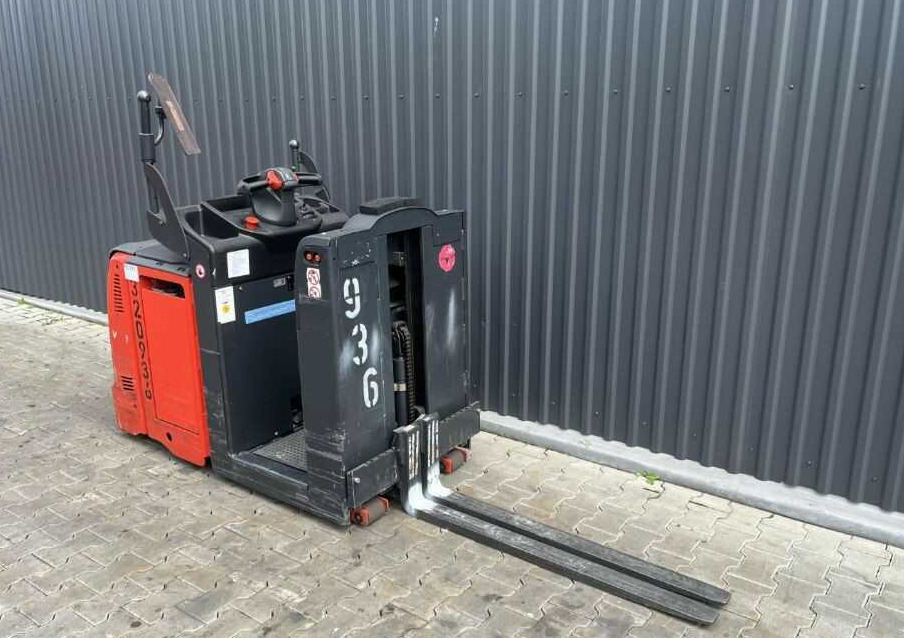 Linde V08-02 - Order picker: picture 3 Linde V08-02 - Order picker: picture 3