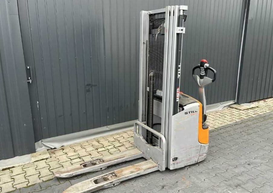 Still EXV12i - Stacker: picture 1 Still EXV12i - Stacker: picture 1