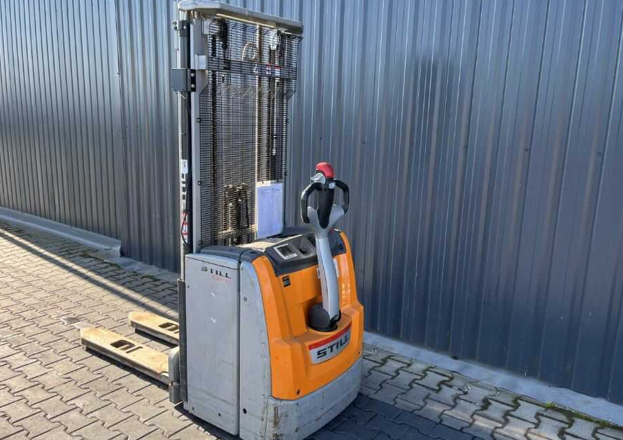 Still EXV14 - Stacker: picture 3 Still EXV14 - Stacker: picture 3