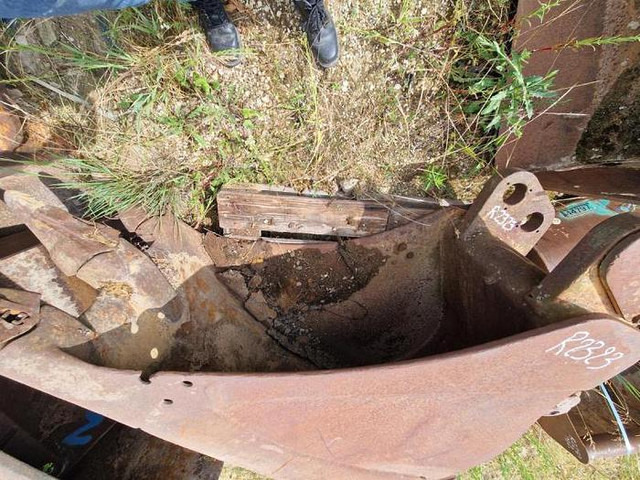 Case 688 - Excavator bucket: picture 4 Case 688 - Excavator bucket: picture 4