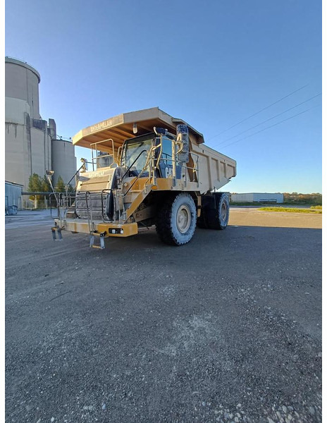 Caterpillar 775F - Rigid dumper/ Rock truck: picture 1 Caterpillar 775F - Rigid dumper/ Rock truck: picture 1