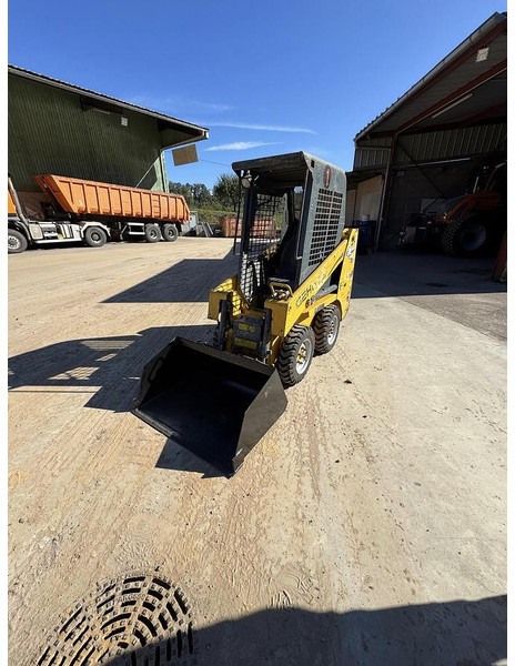 Gehl 1640 - Skid steer loader: picture 2 Gehl 1640 - Skid steer loader: picture 2