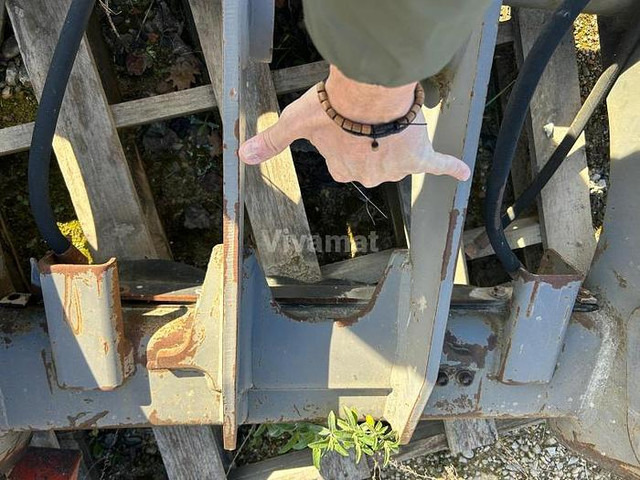 Volvo L120C/D/E/F/H L90C/D/E/F - Quick coupler: picture 4 Volvo L120C/D/E/F/H L90C/D/E/F - Quick coupler: picture 4