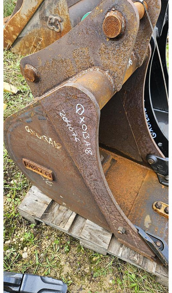 WHITE Axe 45mm - Bucket: picture 2 WHITE Axe 45mm - Bucket: picture 2