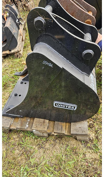 WHITE Axe 45mm - Bucket: picture 1 WHITE Axe 45mm - Bucket: picture 1