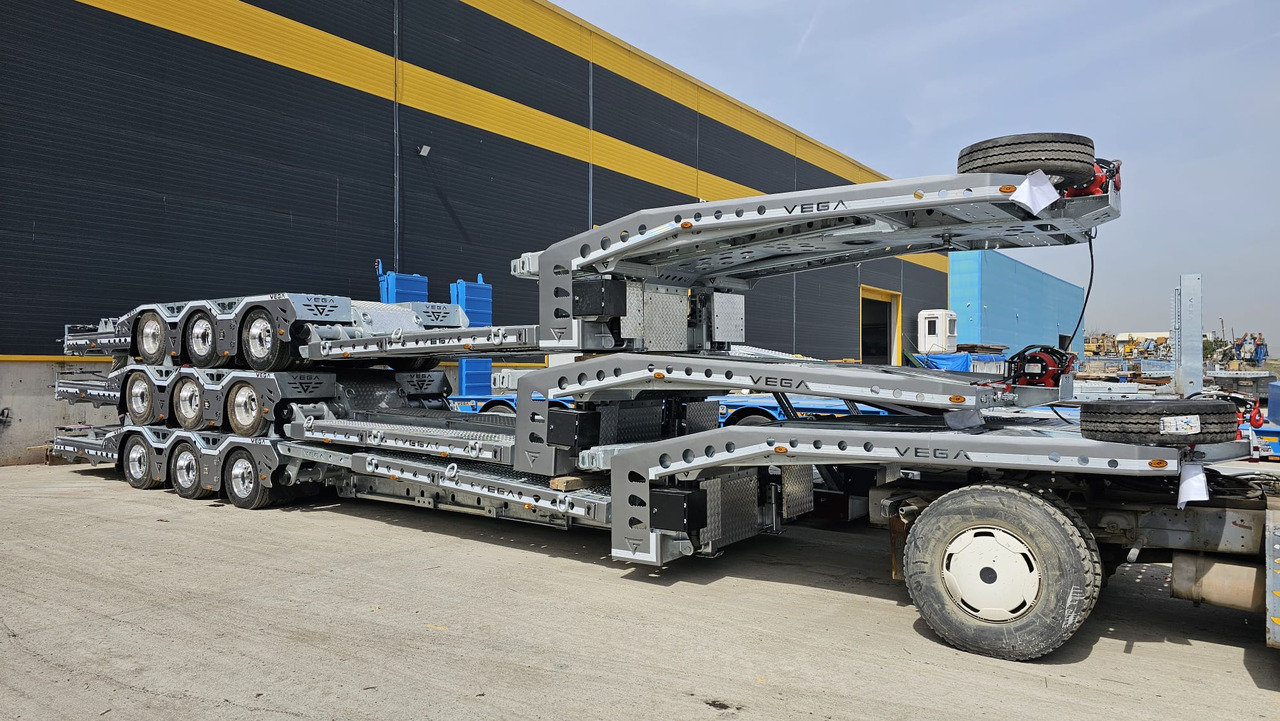 PROMAX 3 AXLE TRUCK CARRIER - Autotransporter semi-trailer: picture 2 PROMAX 3 AXLE TRUCK CARRIER - Autotransporter semi-trailer: picture 2