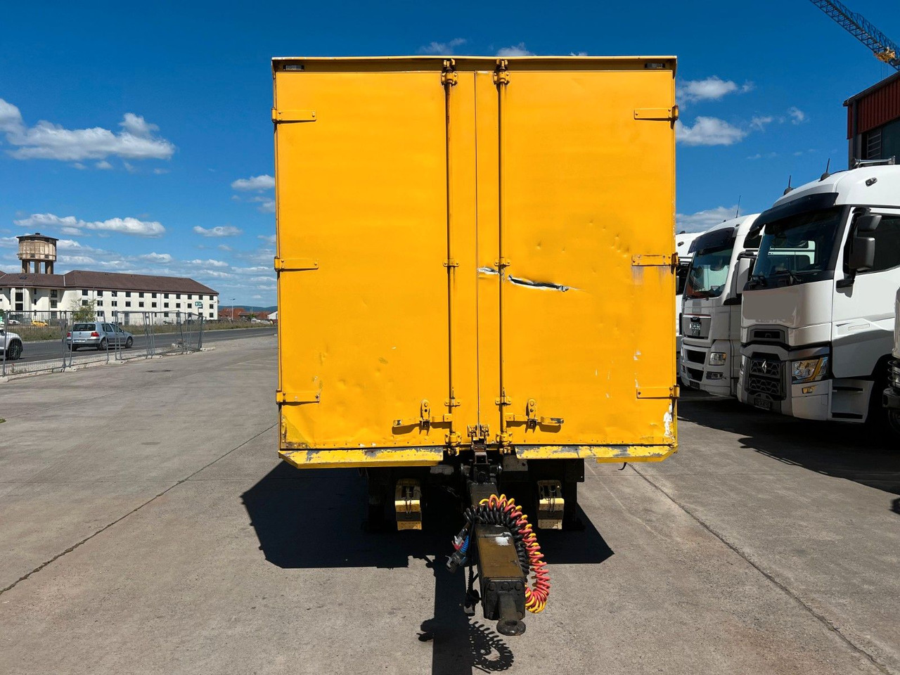 Spier ZGL255 * KOFFER * LUFT * BPW * DURCHLADER - Closed box trailer: picture 2 Spier ZGL255 * KOFFER * LUFT * BPW * DURCHLADER - Closed box trailer: picture 2