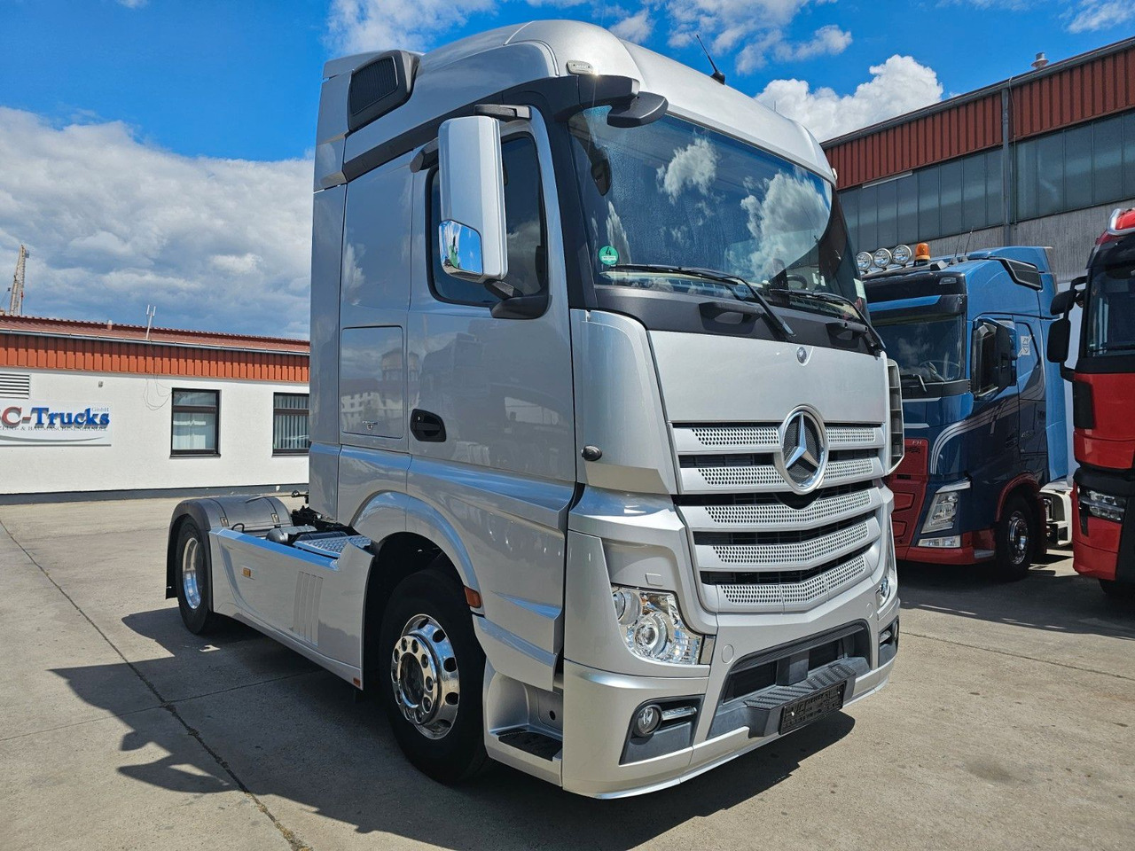 Mercedes-Benz ACTROS 1851 * 2X VORHANDEN * ACC * STANDH. *EUR5 - Tractor unit: picture 3 Mercedes-Benz ACTROS 1851 * 2X VORHANDEN * ACC * STANDH. *EUR5 - Tractor unit: picture 3