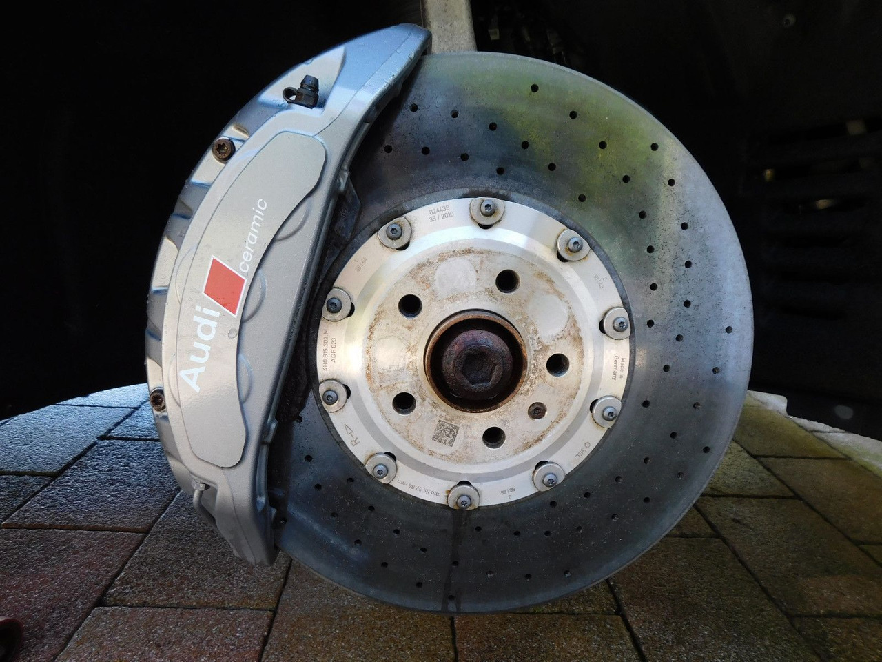 Sedan Audi S8 plus original ABT 519kW 320km/h mit 22 Zoll: picture 43 Sedan Audi S8 plus original ABT 519kW 320km/h mit 22 Zoll: picture 43