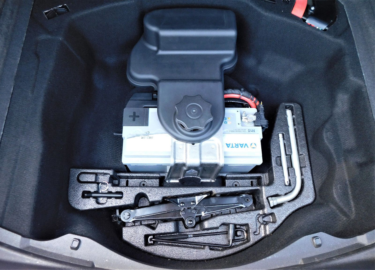 Sedan Audi S8 plus original ABT 519kW 320km/h mit 22 Zoll: picture 46 Sedan Audi S8 plus original ABT 519kW 320km/h mit 22 Zoll: picture 46