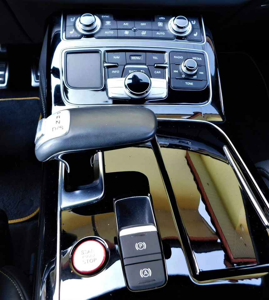 Sedan Audi S8 plus original ABT 519kW 320km/h mit 22 Zoll: picture 19 Sedan Audi S8 plus original ABT 519kW 320km/h mit 22 Zoll: picture 19