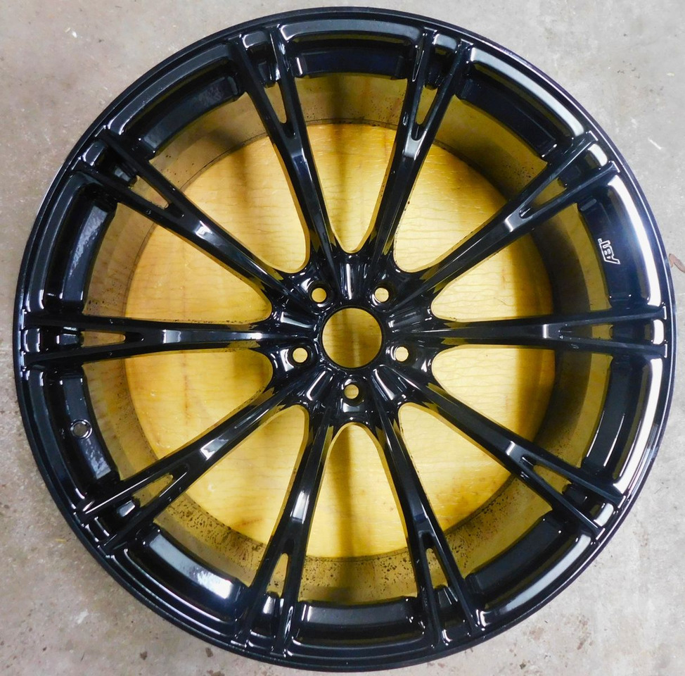 Sedan Audi S8 plus original ABT 519kW 320km/h mit 22 Zoll: picture 35 Sedan Audi S8 plus original ABT 519kW 320km/h mit 22 Zoll: picture 35