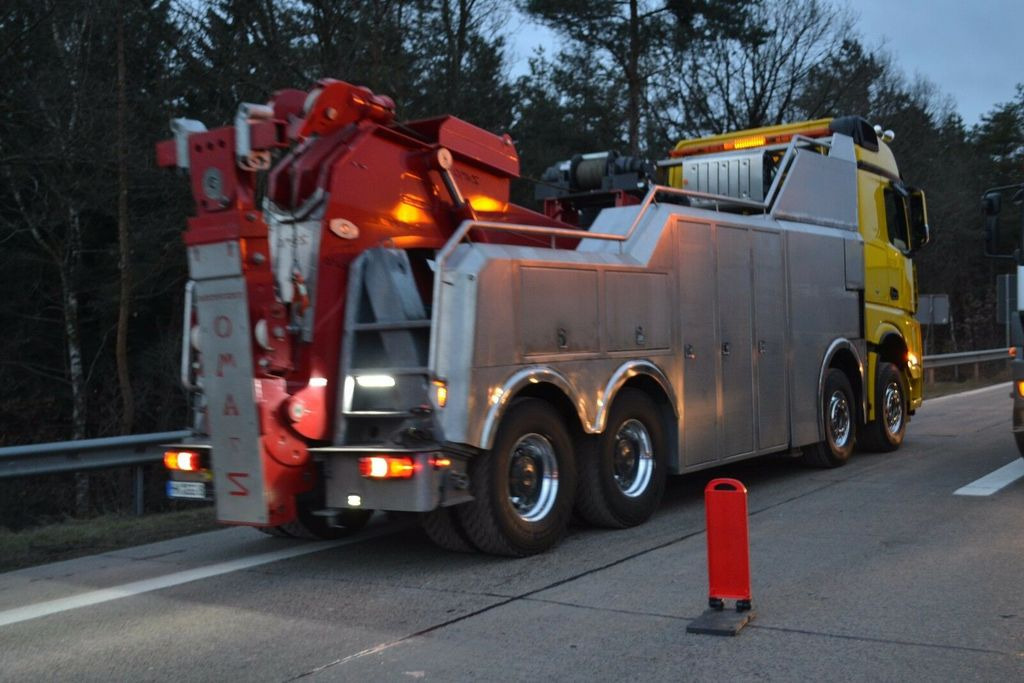 Mercedes-Benz Arocs 4163 8x4 G&G Heavy Wrecker - Tow truck: picture 4 Mercedes-Benz Arocs 4163 8x4 G&G Heavy Wrecker - Tow truck: picture 4