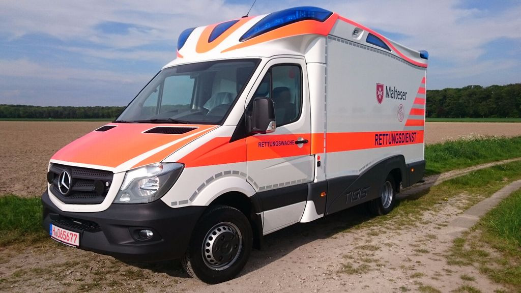 Mercedes-Benz Tigis Mod 2016 wie neu Mercedes-Benz Tigis Mod 2016 wie neu - Ambulance: picture 1 Mercedes-Benz Tigis Mod 2016 wie neu Mercedes-Benz Tigis Mod 2016 wie neu - Ambulance: picture 1