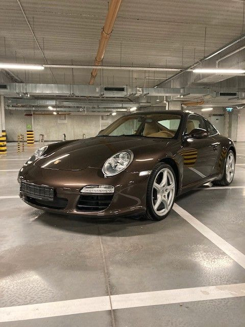 Porsche 997 Porsche 997 - Coupe: picture 1 Porsche 997 Porsche 997 - Coupe: picture 1