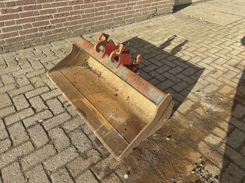 Bakkenset CW 05 - Bucket for Excavator: picture 3 Bakkenset CW 05 - Bucket for Excavator: picture 3