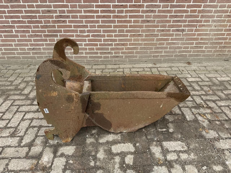 CW 30 - Bucket: picture 2 CW 30 - Bucket: picture 2