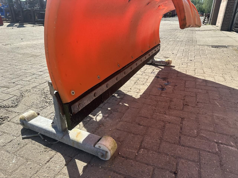 NIDO - Snow plough: picture 4 NIDO - Snow plough: picture 4