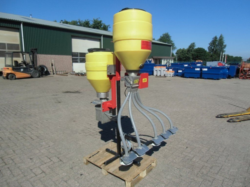 Onbekend - Fertilizer spreader: picture 2 Onbekend - Fertilizer spreader: picture 2