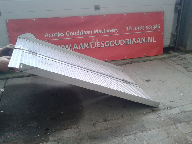 Opvouwbare rijplank - Loading ramp: picture 1 Opvouwbare rijplank - Loading ramp: picture 1