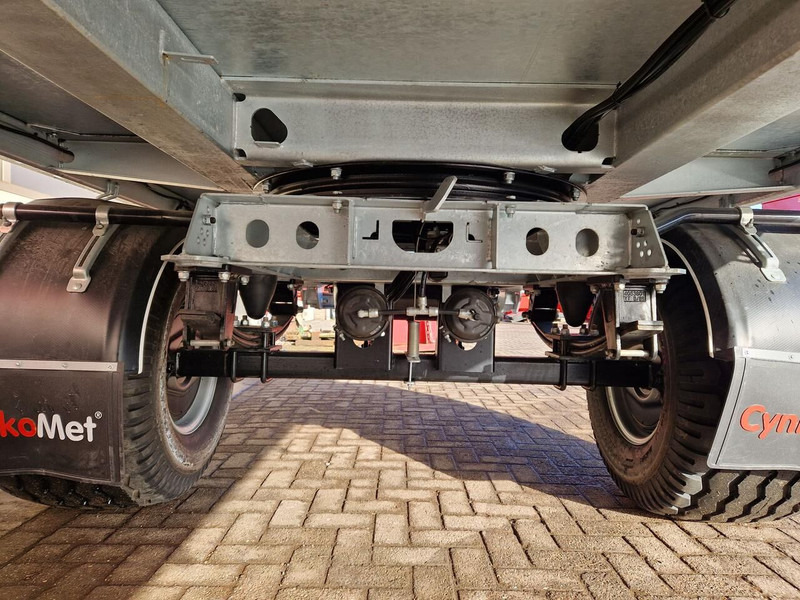 Balenwagen - Dropside/ Flatbed trailer: picture 5 Balenwagen - Dropside/ Flatbed trailer: picture 5